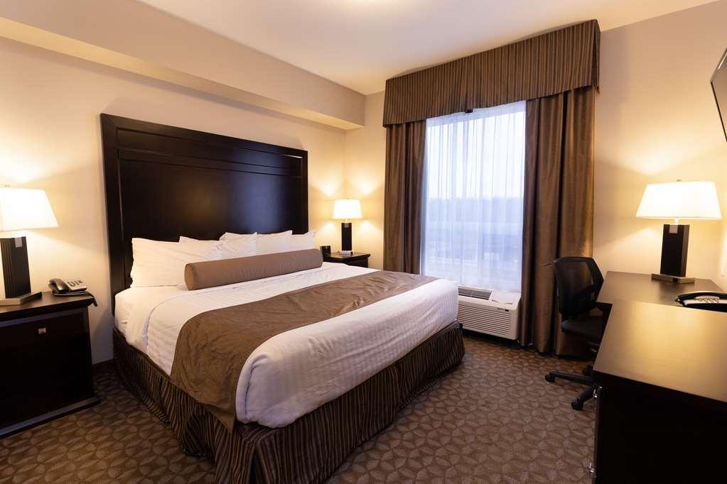 Kanata Whitecourt Rom bilde